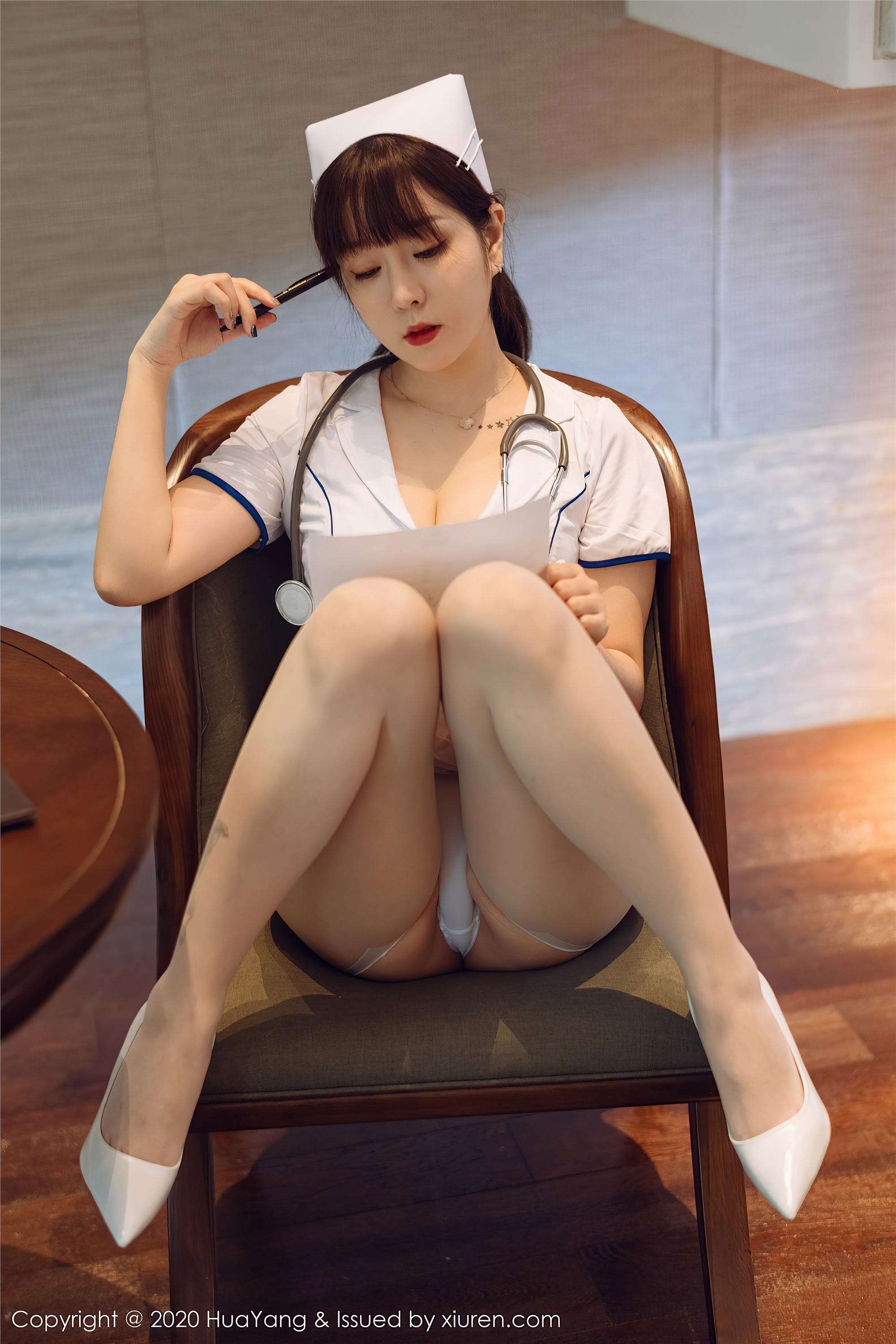 HuaYang花漾 2020.11.27 Vol.330 王雨纯